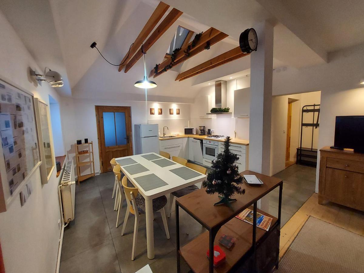 Apartament Roland Świeradów-Zdrój エクステリア 写真